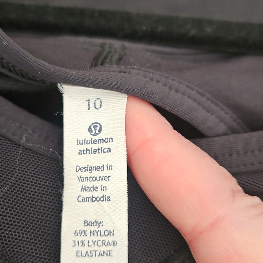 Lululemon Drop It Like It's Hot Onsie - Picture 6 of 7